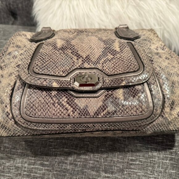 Coach Ashley Snakeskin Satchel - G1380-F26041 - Picture 6 of 15